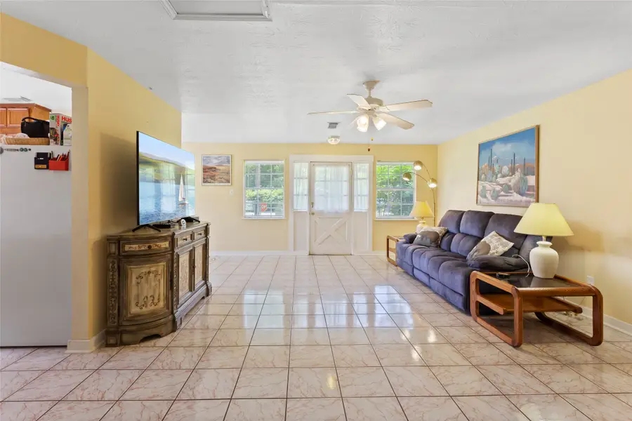 4444 18th Street, Bacliff, TX 77518 - Image #3