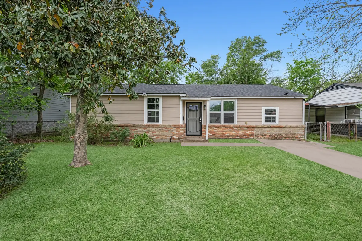 9410 Rosehaven Drive, Houston, TX 77051 - #1