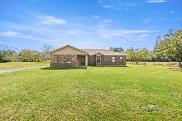 11050 Antioch Road, Midway, TX 75852