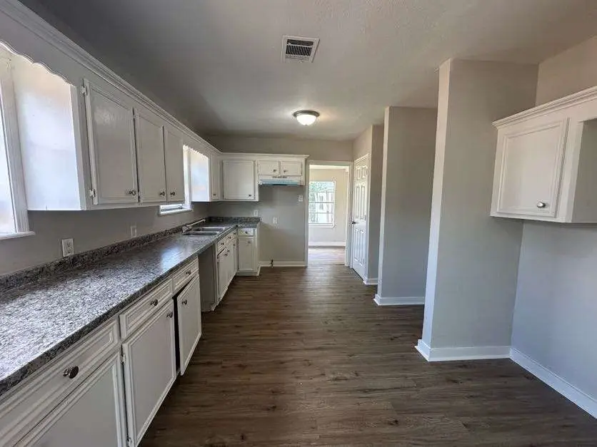 7507 Greenstone Street, Houston, TX 77087 - Image #1