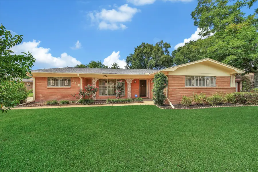 115 E Thornton Road, Houston, TX 77022 - Image #2