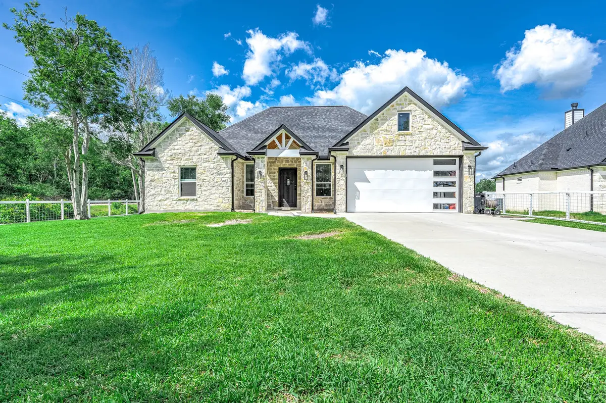 8032 Short Rd Road, Needville, TX 77461 - #1