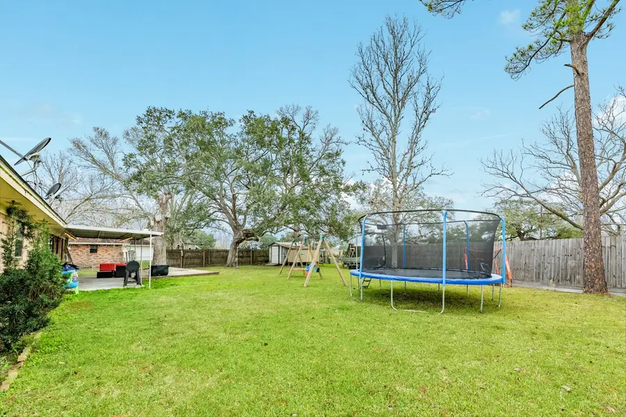 1420 Camellia Drive, Sweeny, TX 77480 - Image #3