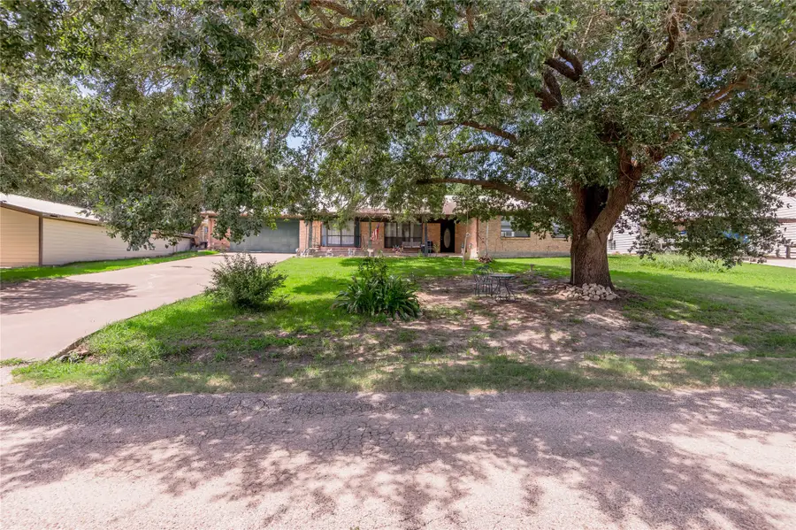 100 W Lakeview Drive, Pointblank, TX 77364 - Image #3