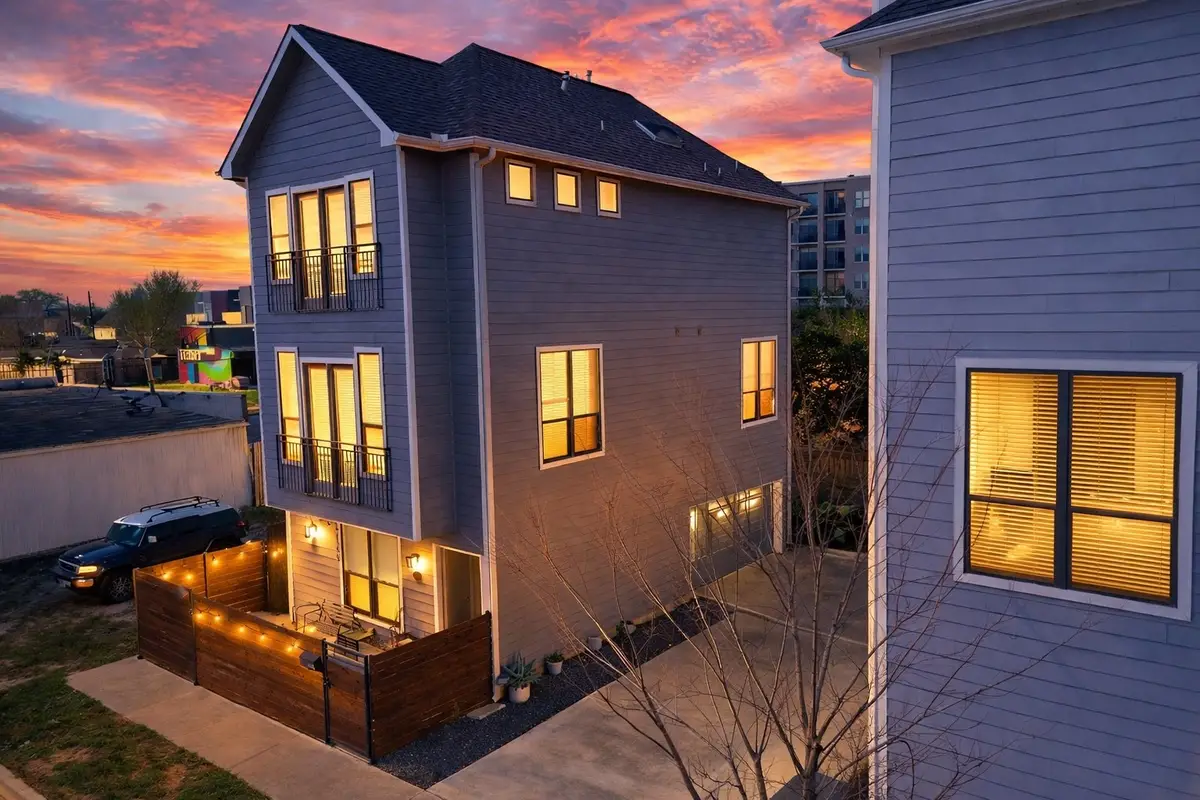 1206 W 14th Street, Houston, TX 77008 - #1