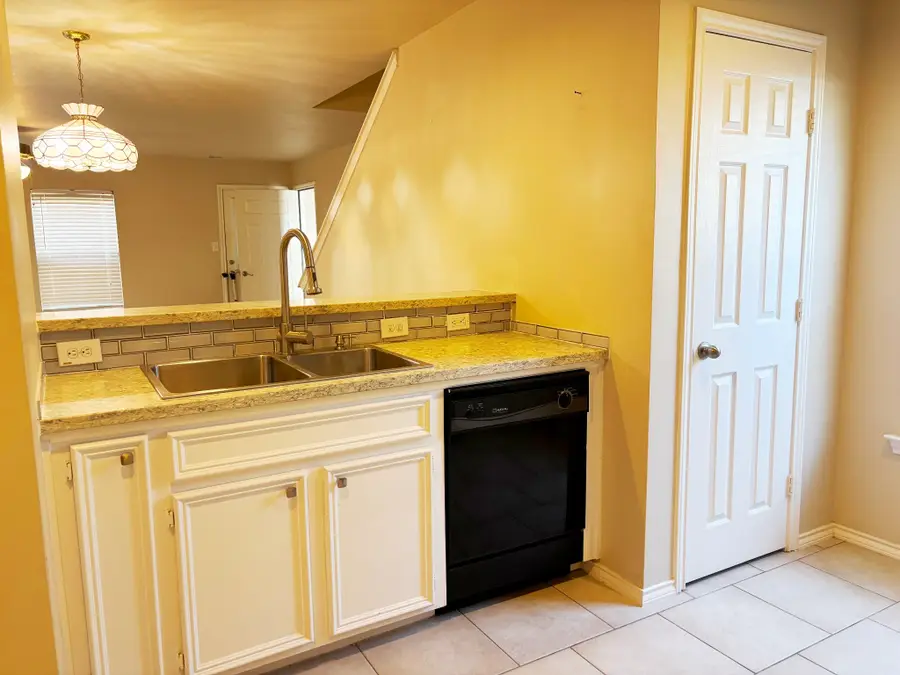 2635 Woodridge Cove Drive, Houston, TX 77087 - #2