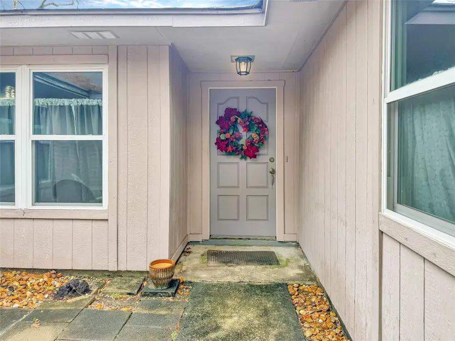 4831 Diehlwood Place, Spring, TX 77388 - Image #3