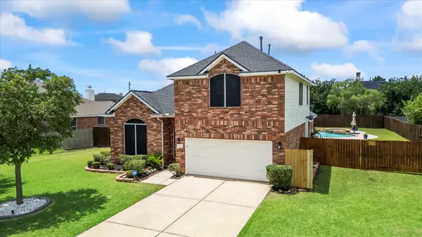 605 Pelican Harbour Drive, Texas City, TX 77590