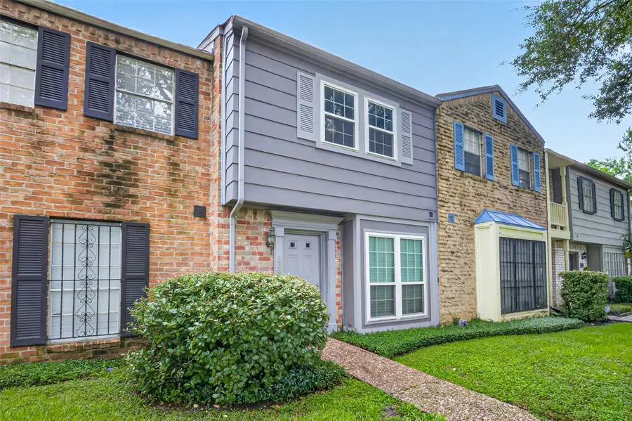 8355 Nairn St, Houston, TX 77074 - #3