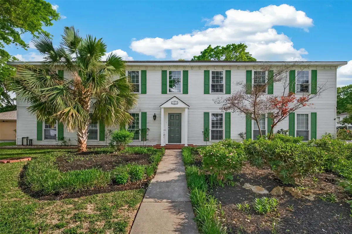 302 Hickory Ridge Drive, El Lago, TX 77586 - #1