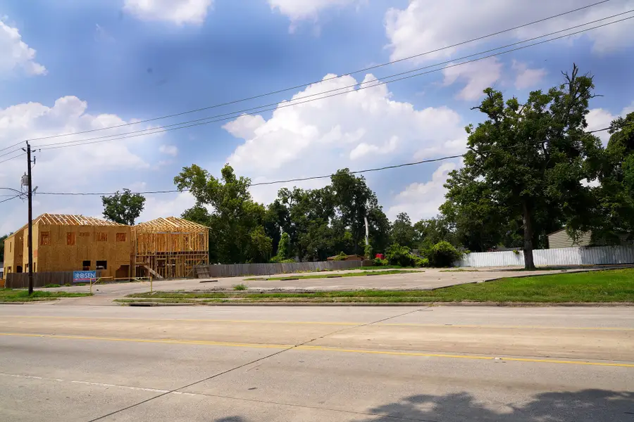 972 W Little York Rd Road Nw, Houston, TX 77088 - Image #2