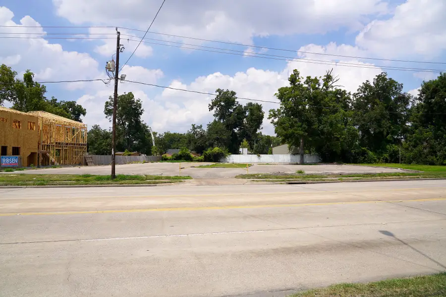 972 W Little York Rd Road Nw, Houston, TX 77088 - Image #3