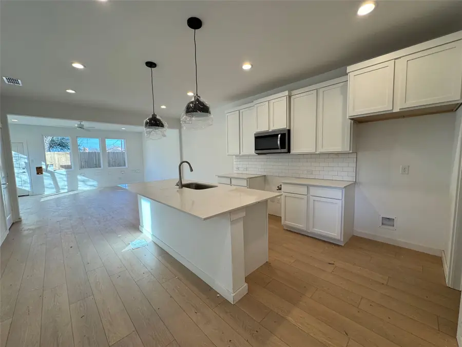 3225 Dennis Street, Houston, TX 77004 - #2