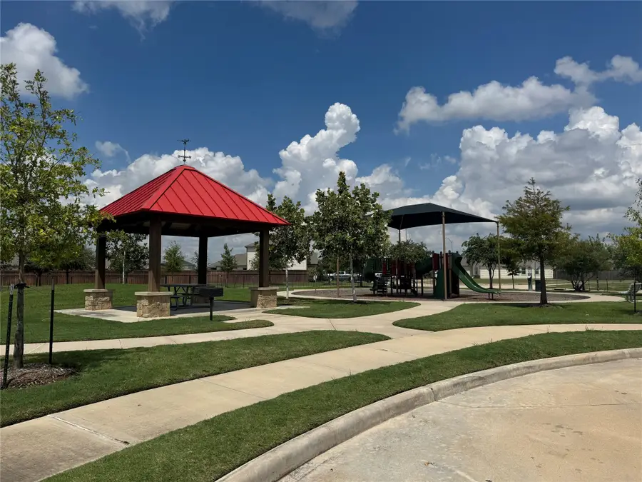 1013 Pitch Pine Court, Brookshire, TX 77423 - Image #3