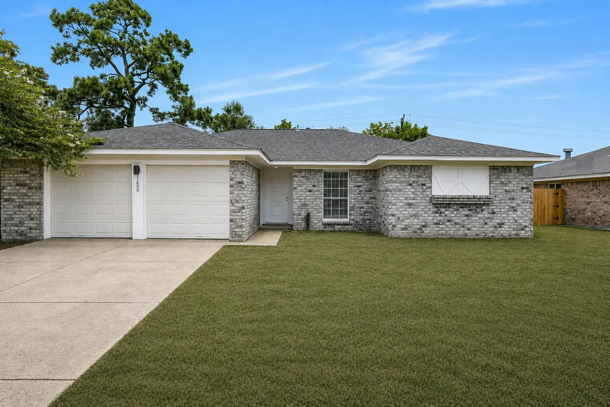 1600 Broken Arrow Street, Baytown, TX 77521 - #1