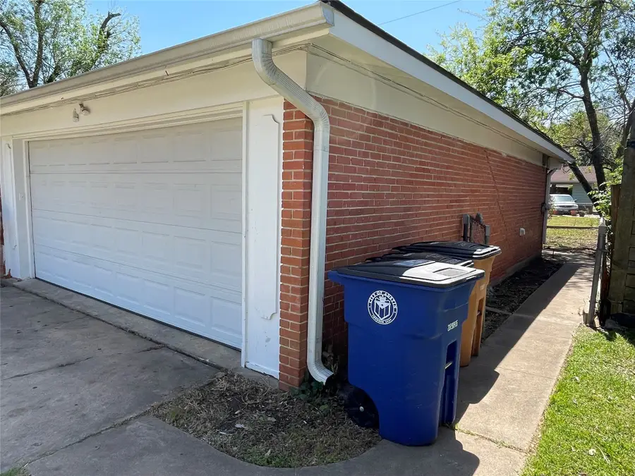 1703 Larkwood Court, Austin, TX 78723 - Image #3