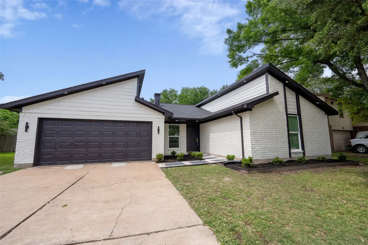 3742 Royal Manor Drive, Houston, TX 77082 - #1