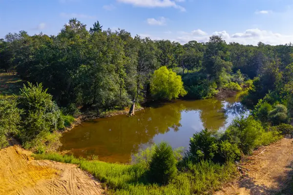 1960 County Road 413, Lexington, TX 78947
