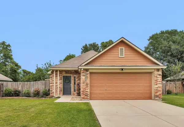 704 Heritage Drive, Navasota, TX 77868