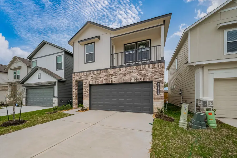 14975 Eagle Feather Drive, Houston, TX 77090 - Image #2