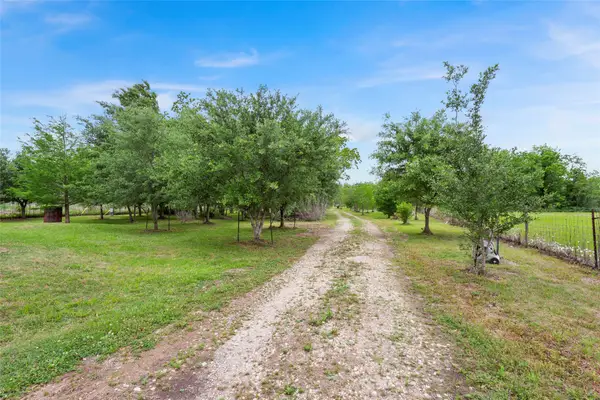 3650 Rivers Road, Pearland, TX 77578