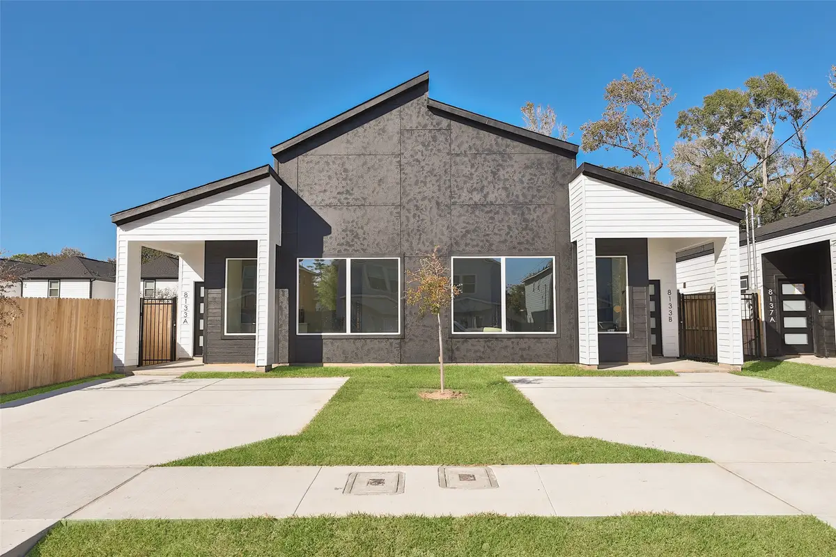 8218 Locksley Road, Houston, TX 77078 - Image #1