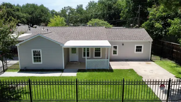 5701 Luna Street, Houston, TX 77076