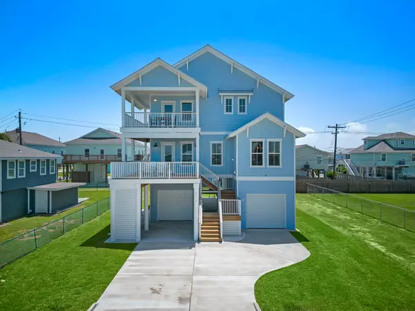 4214 San Jacinto Drive, Galveston, TX 77554
