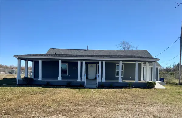 2924 29th Street N, Texas City, TX 77590