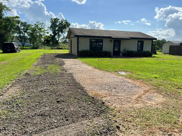 157 Clute Road, Leona, TX 75850