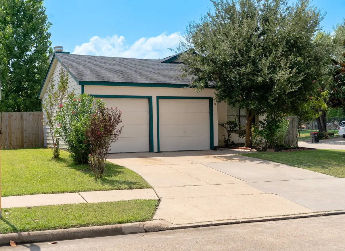 7671 Alcomita Drive, Houston, TX 77083 - Image #1