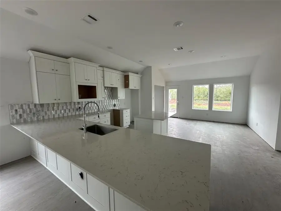 3403 Morning Fog Drive, Richmond, TX 77406 - Image #2