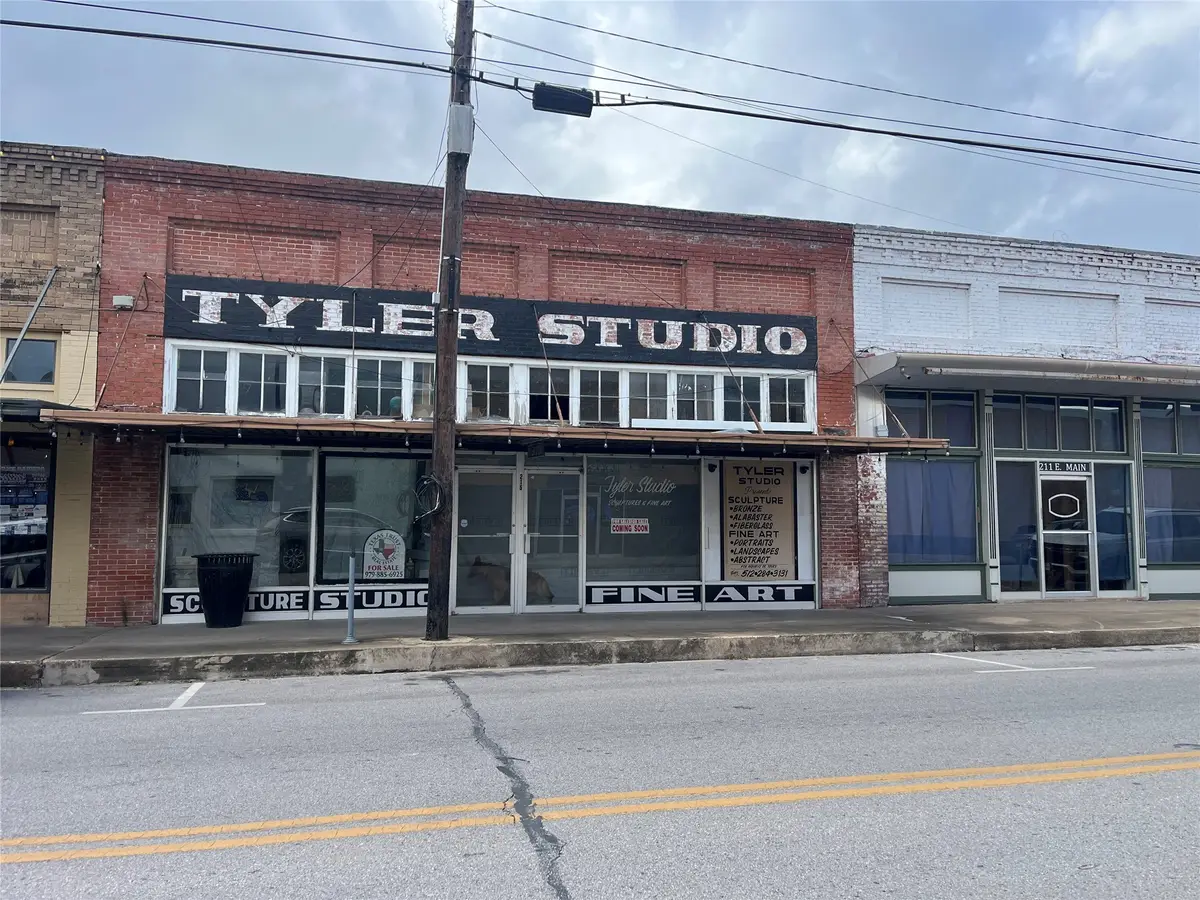 215 E Main Street, Eagle Lake, TX 77434 - Image #1