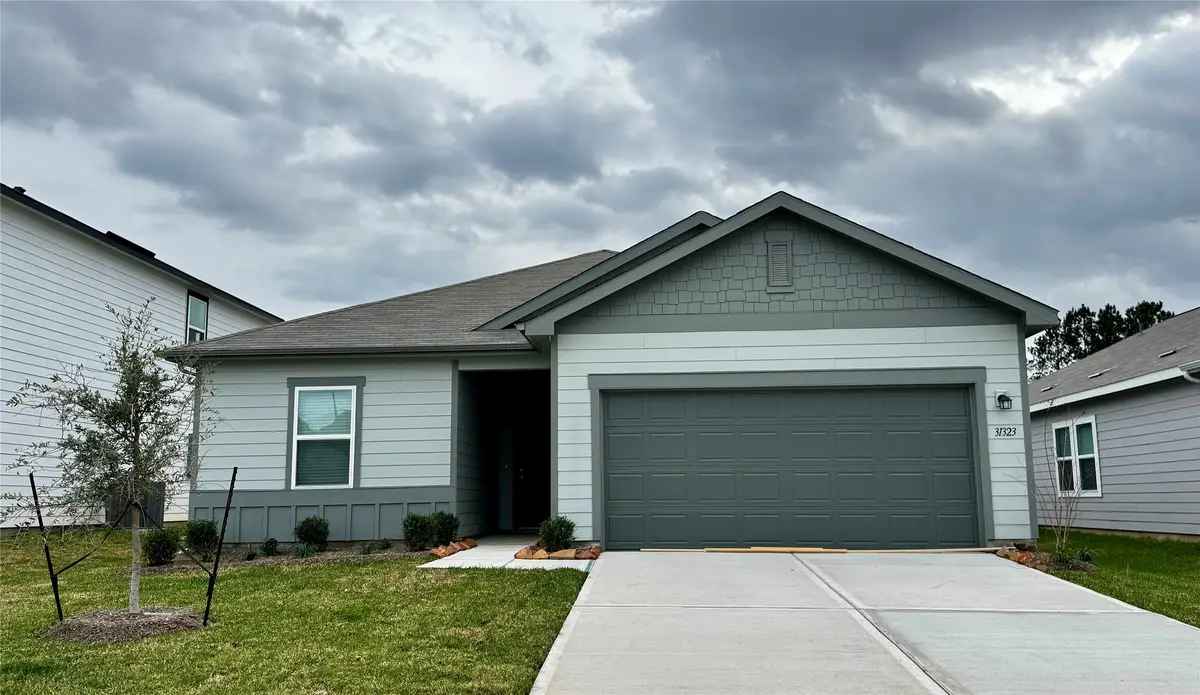 31323 Gayle Prairie Oaks Street, Waller, TX 77484 - Image #1