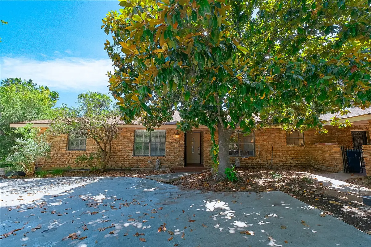 104 Braeburn Circle, Kerrville, TX 78028 - #1