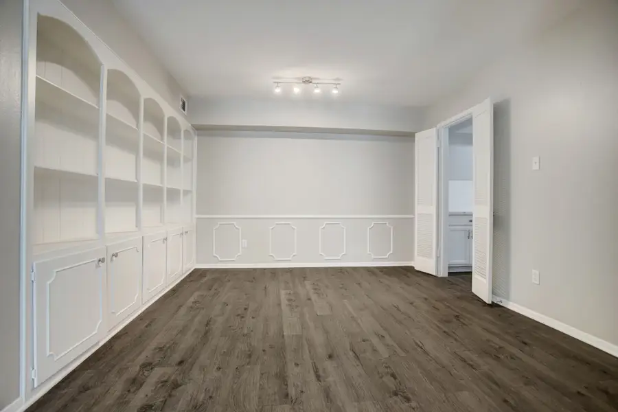 353 N Post Oak Lane Lane #819, Houston, TX 77024 - Image #2