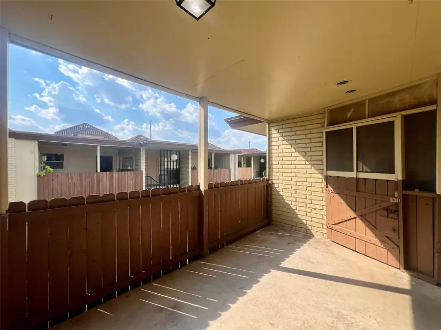 7714 Renwick Drive #K107, Houston, TX 77081 - Image #2