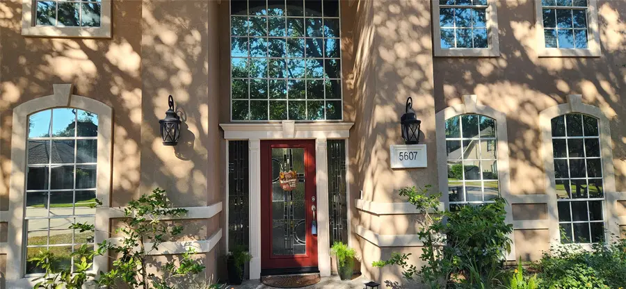 5607 Peninsula Park Drive, Houston, TX 77041 - Image #2