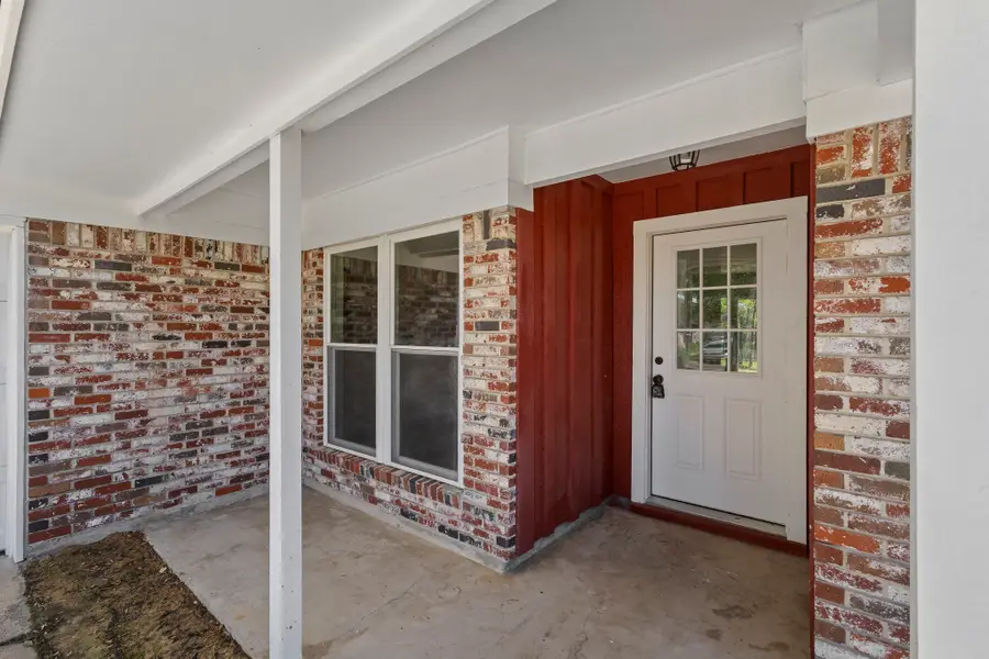 129 Briggs Street, Beaumont, TX 77707 - #2