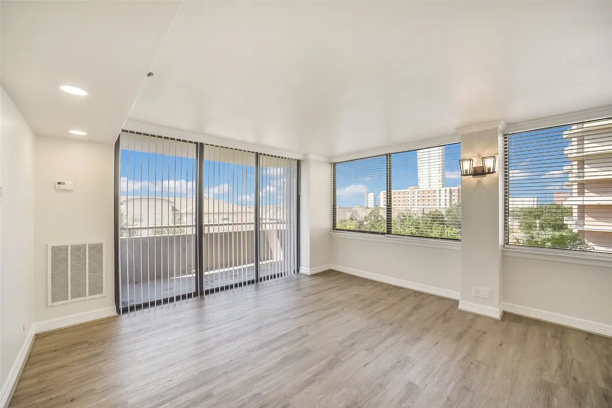 3525 Sage Road #515, Houston, TX 77056 - Image #1