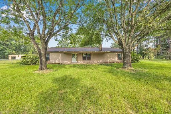 106 County Road 2312, Dayton, TX 77535