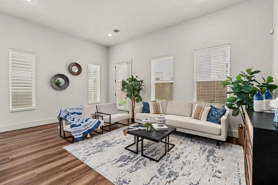 879 Rachel Street #A, Houston, TX 77091 - Image #3