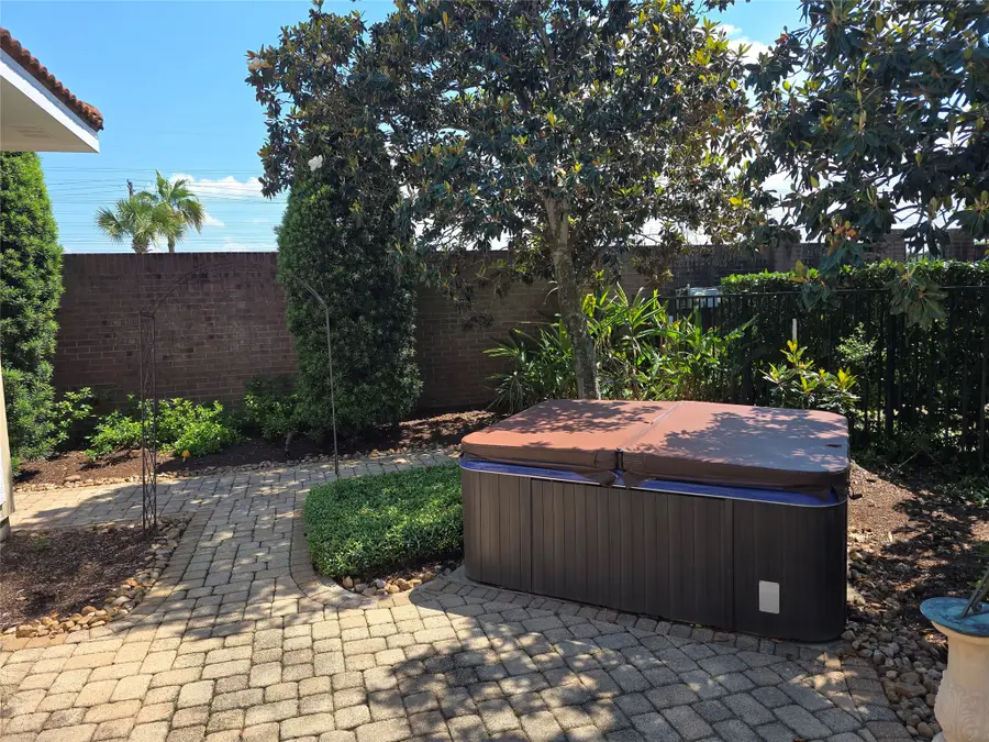 310 Waterford Way, Kemah, TX 77565 - #3