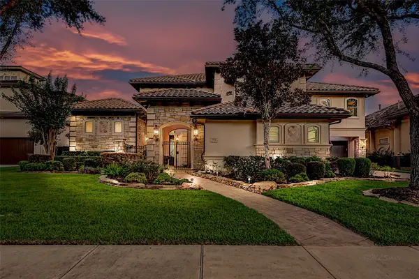 50 Sunset Park Lane, Sugar Land, TX 77479