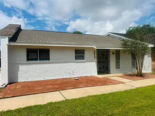 6869 Chasewood Drive, Houston, TX 77489