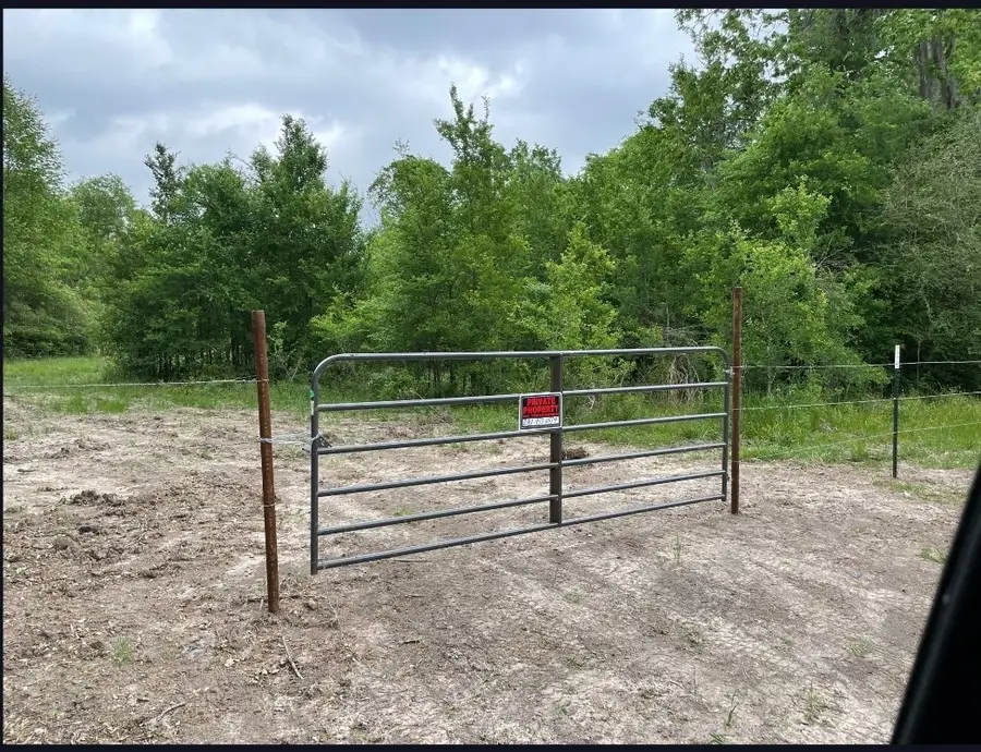 10211 Essex, Conroe, TX 77302 - Image #3