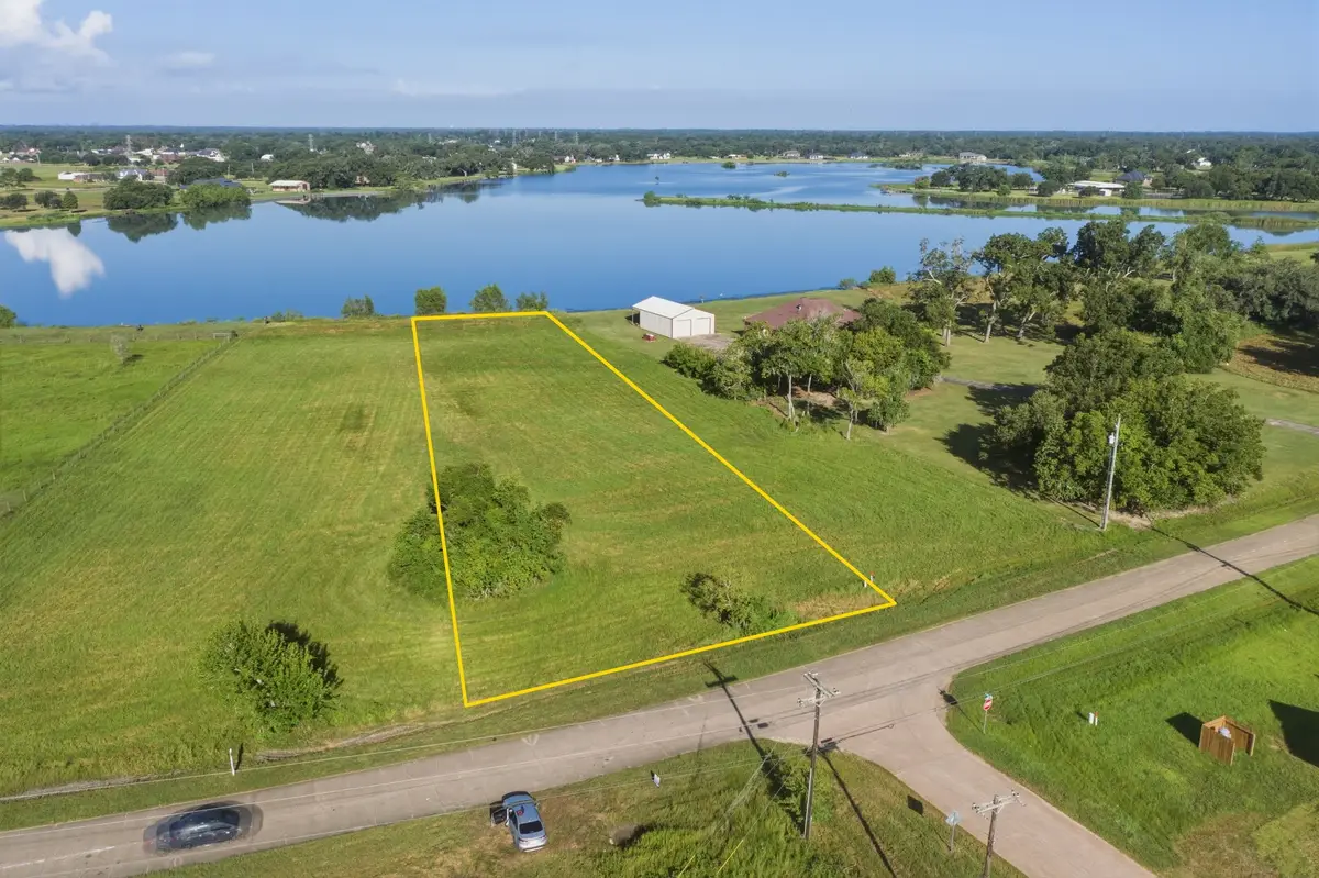 750 Wagon Wheel Trail, Angleton, TX 77515 - #1