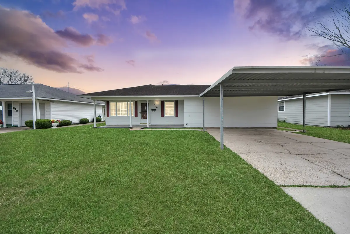 900 S Circle Drive, Baytown, TX 77520 - #1