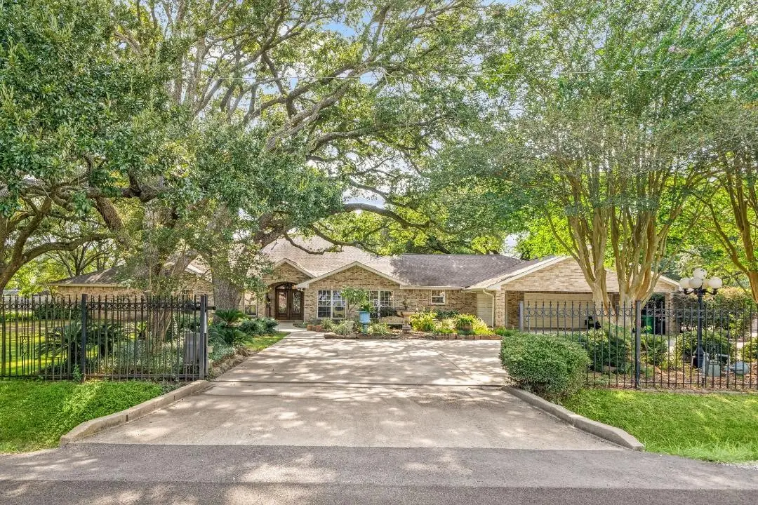 3519 Singleton Road, Baytown, TX 77521 - #1