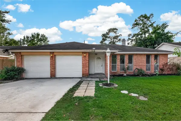 17315 Camberwell Green Lane, Houston, TX 77070